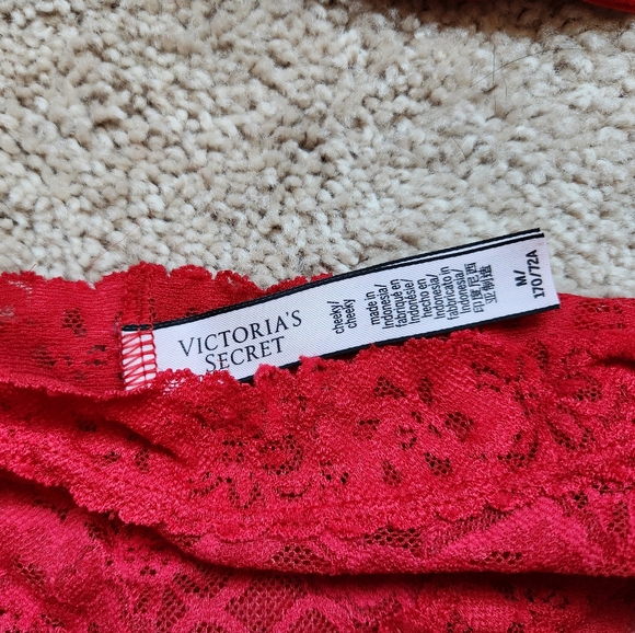 EUC 34B Victoria's Secret Lipstick Red Lace Bra Set - Picture 8 of 9